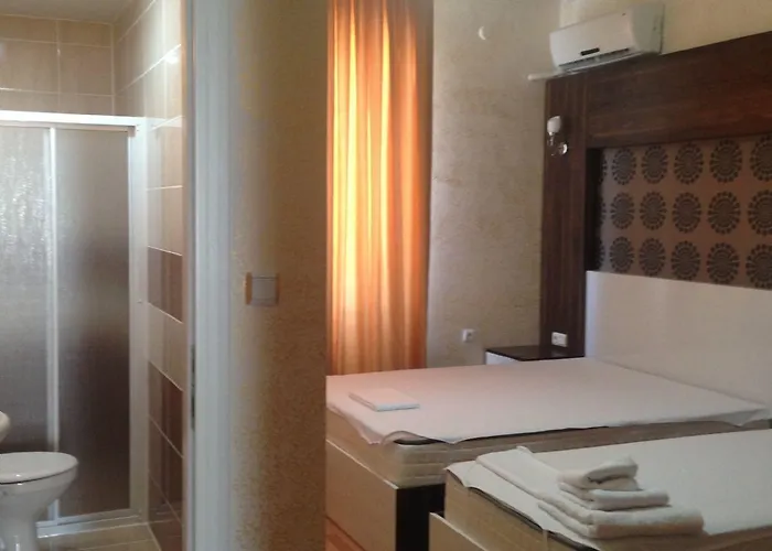 Gold Vizyon מלון